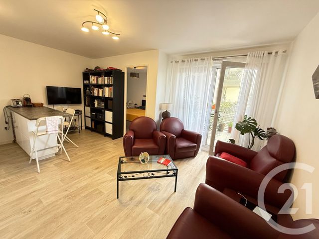 Appartement F2 à vendre - 2 pièces - 40.12 m2 - BEZONS - 95 - ILE-DE-FRANCE - Century 21 Vaillant Immobilier