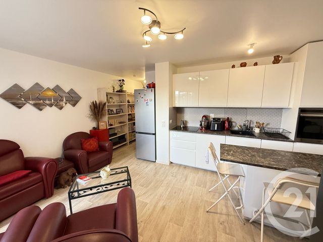 Appartement F2 à vendre - 2 pièces - 40.12 m2 - BEZONS - 95 - ILE-DE-FRANCE - Century 21 Vaillant Immobilier