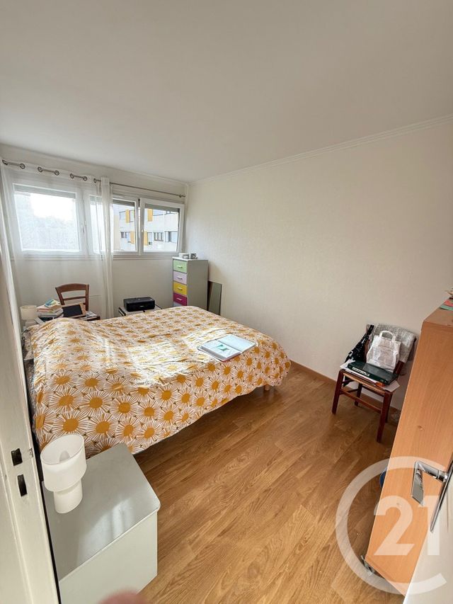 Appartement F4 à vendre - 4 pièces - 75.0 m2 - BEZONS - 95 - ILE-DE-FRANCE - Century 21 Vaillant Immobilier