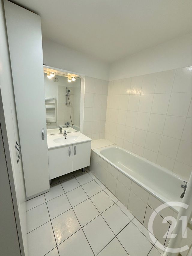 Appartement F4 à vendre - 4 pièces - 74.65 m2 - BEZONS - 95 - ILE-DE-FRANCE - Century 21 Vaillant Immobilier