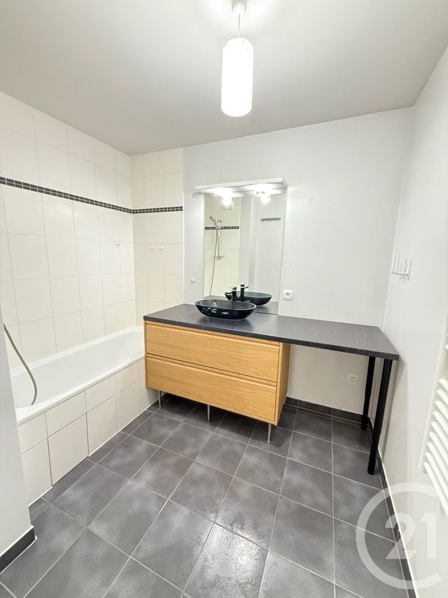 Appartement F4 à vendre - 4 pièces - 80.66 m2 - BEZONS - 95 - ILE-DE-FRANCE - Century 21 Vaillant Immobilier