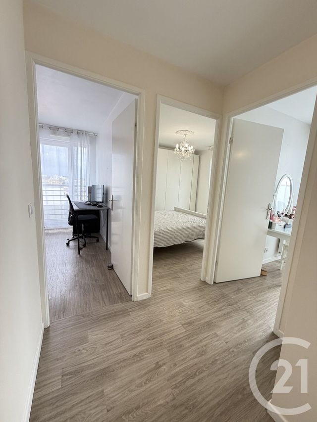 Appartement F4 à vendre - 4 pièces - 85.0 m2 - BEZONS - 95 - ILE-DE-FRANCE - Century 21 Vaillant Immobilier