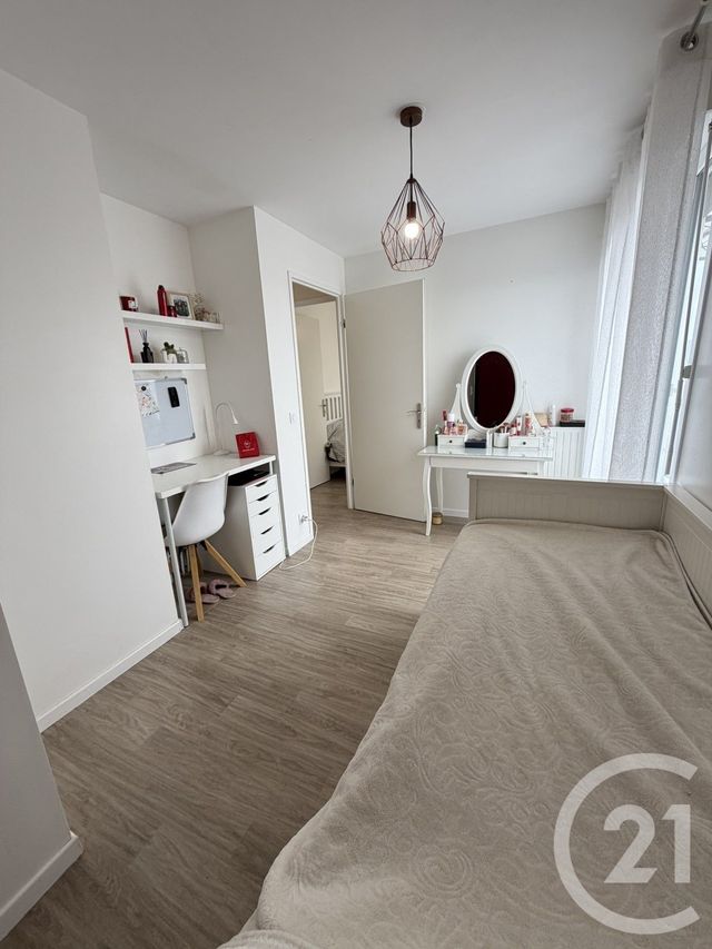 Appartement F4 à vendre - 4 pièces - 85.0 m2 - BEZONS - 95 - ILE-DE-FRANCE - Century 21 Vaillant Immobilier