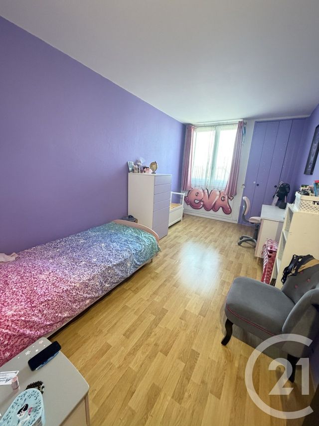 Appartement F5 à vendre - 5 pièces - 91.83 m2 - BEZONS - 95 - ILE-DE-FRANCE - Century 21 Vaillant Immobilier