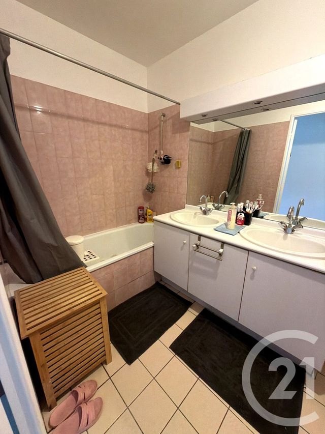 Appartement F4 à vendre - 4 pièces - 85.71 m2 - BEZONS - 95 - ILE-DE-FRANCE - Century 21 Vaillant Immobilier