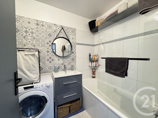 Appartement F3 à vendre - 3 pièces - 53.55 m2 - BEZONS - 95 - ILE-DE-FRANCE - Century 21 Vaillant Immobilier