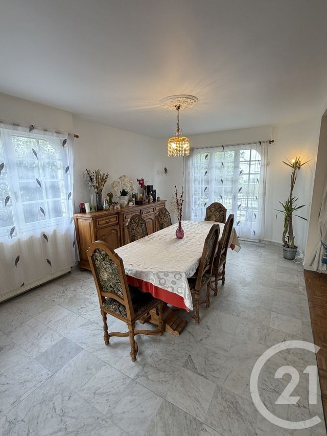 maison à vendre - 7 pièces - 185.91 m2 - SARTROUVILLE - 78 - ILE-DE-FRANCE - Century 21 Vaillant Immobilier