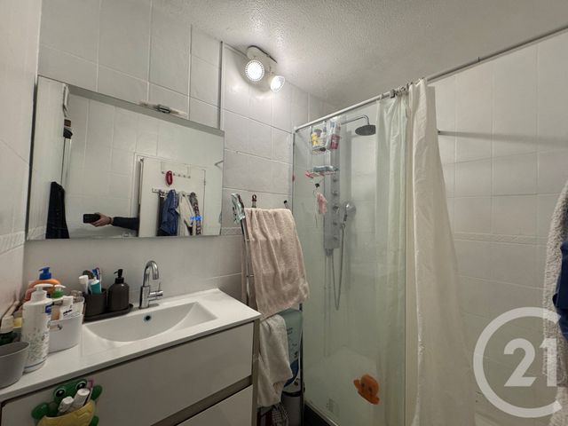 Appartement F3 à vendre - 3 pièces - 61.3 m2 - BEZONS - 95 - ILE-DE-FRANCE - Century 21 Vaillant Immobilier