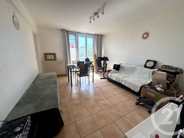 Appartement F2 à vendre - 2 pièces - 39.6 m2 - BEZONS - 95 - ILE-DE-FRANCE - Century 21 Vaillant Immobilier