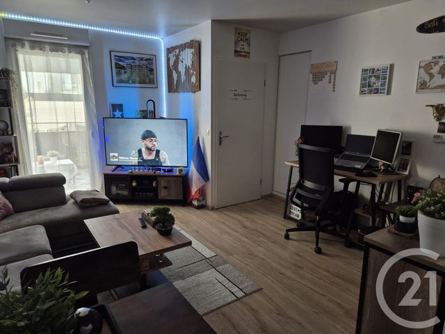 Appartement F2 à vendre - 2 pièces - 41.1 m2 - BEZONS - 95 - ILE-DE-FRANCE - Century 21 Vaillant Immobilier