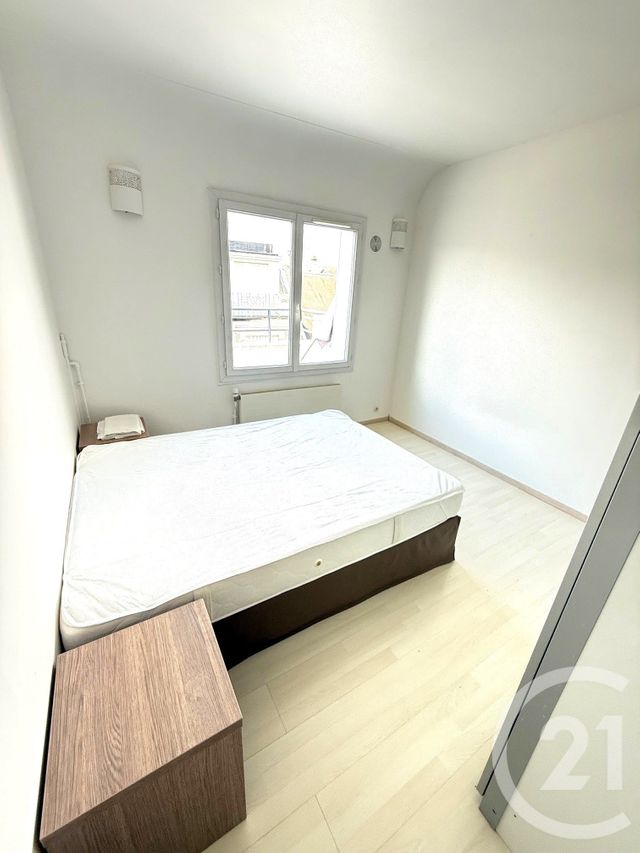Appartement F3 à vendre - 3 pièces - 58.45 m2 - SARTROUVILLE - 78 - ILE-DE-FRANCE - Century 21 Vaillant Immobilier